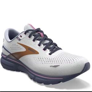 Brooks Women's Athletic Shoes - White, Pink, and Brown